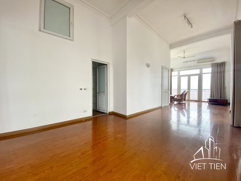 Old Style 2 Bedroom Apartment on Xuan Dieu street ID 0277