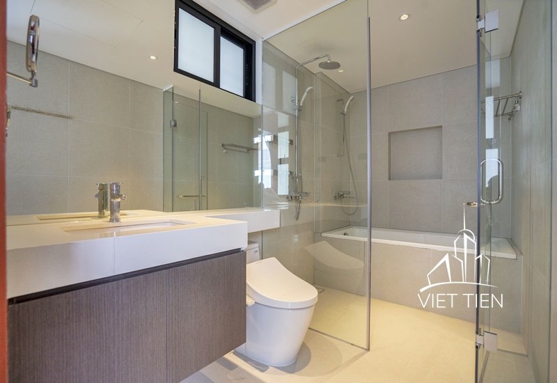 Modern 3 Bedroom Apartment on Trinh Cong Son street ID 0297