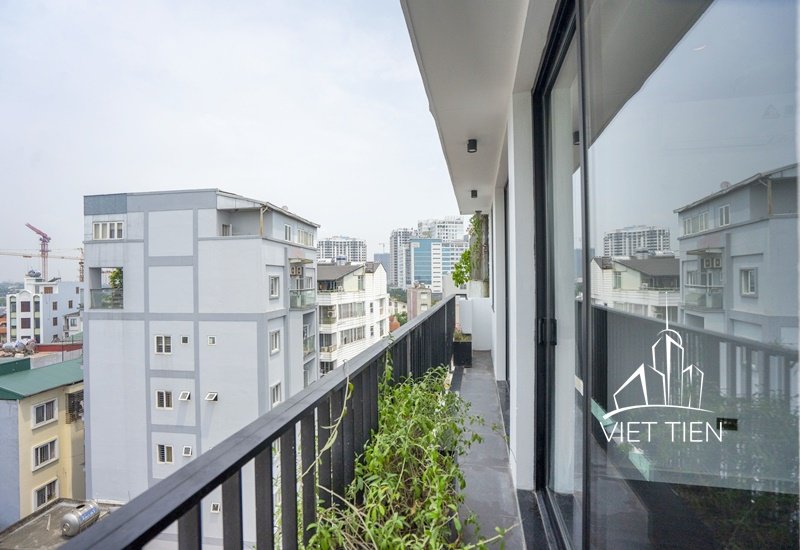 Modern 3 Bedroom Apartment on Trinh Cong Son street ID 0297