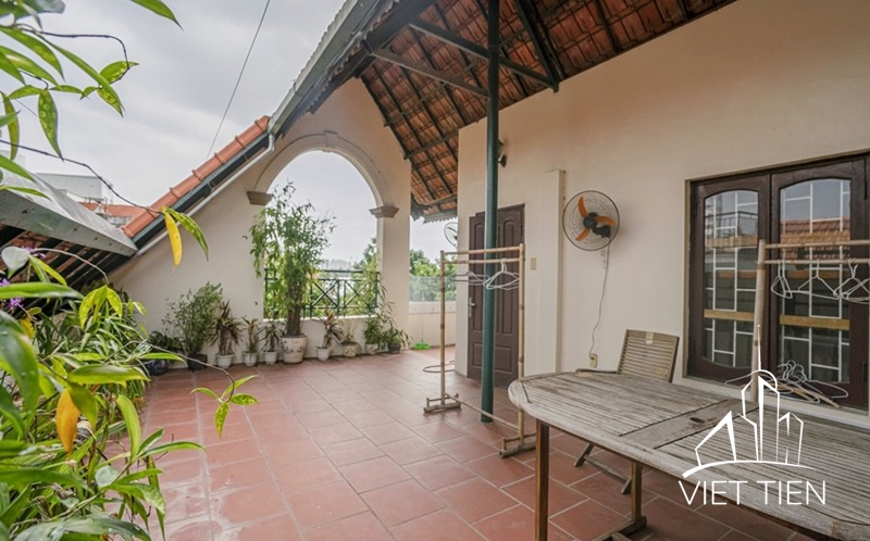 Spacious villa with swimming pool for rent on Dang Thai Mai, Tay Ho, Hanoi ID 0299