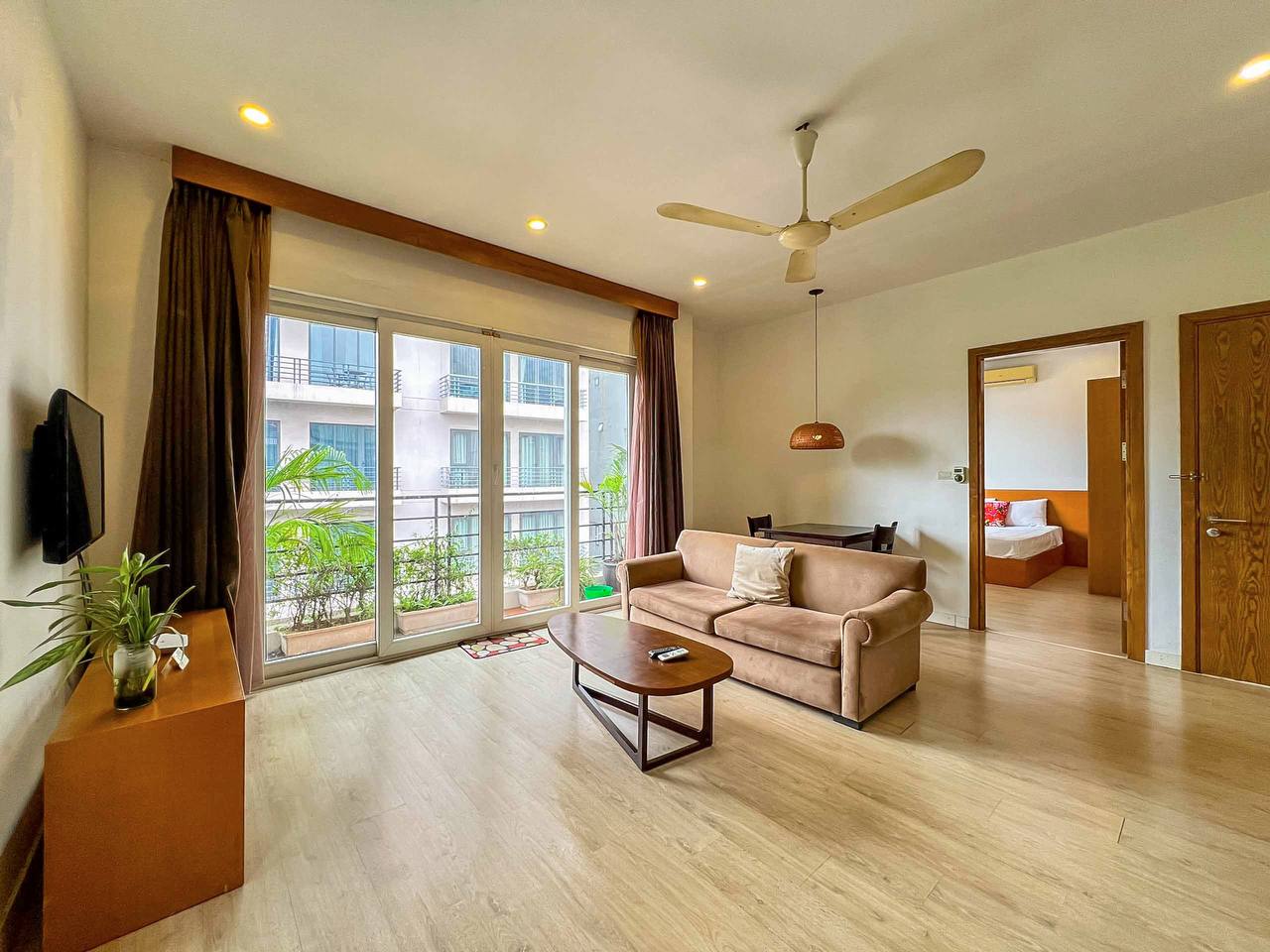 Nice spacious 1 bedroom with balcony for rent on To Ngoc Van, Tay Ho, Hanoi ID 0303