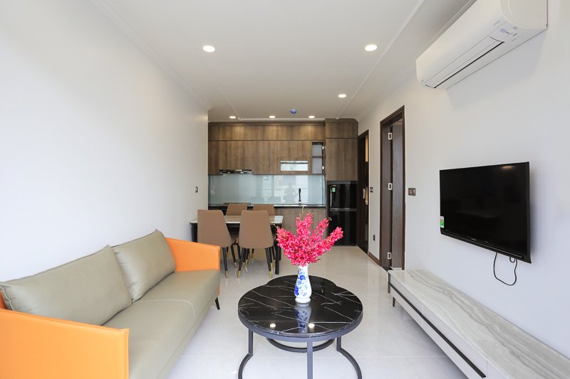 Spacious 2 bedrooms for rent with lake view on Nam Trang street, Truc Bach ward, Ba Dinh, Hanoi ID 0306