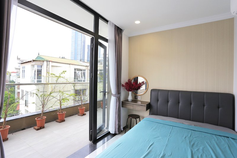 Spacious 2 bedrooms for rent with lake view on Nam Trang street, Truc Bach ward, Ba Dinh, Hanoi ID 0306