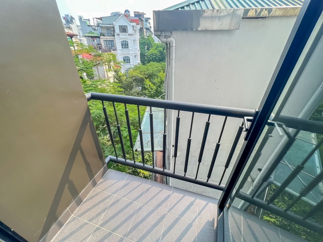 Brand new modern 2 bedrooms apartment for rent in Truc Bach, Ba Dinh, Hanoi ID 0312