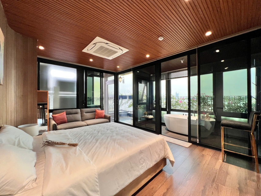 Brand new luxury 1 bedroom pent house apartment for rent on Quang Khanh, Tay Ho, Hanoi ID 0314