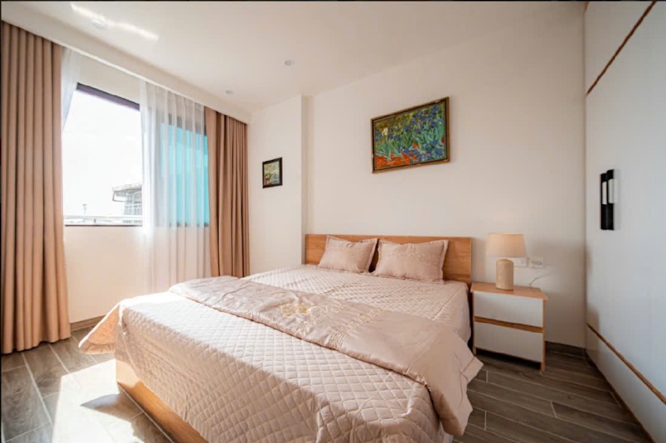 Brand new budget 2 bedrooms apartment for rent on Au Co, Tay Ho, Hanoi ID 0315